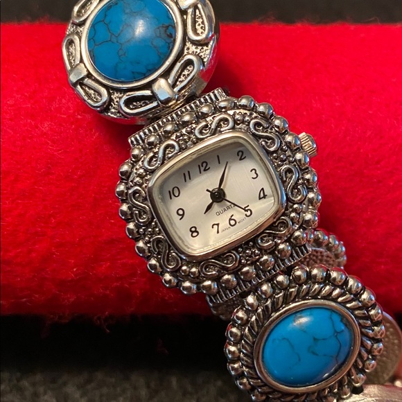 Japan Movt,Women,watch,embossed bezel,no battery.: - Picture 1 of 8